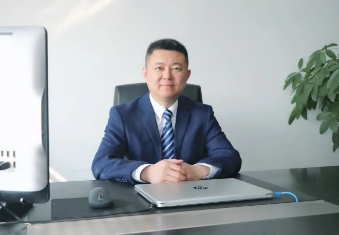 运筹帷幄 制胜未来：冯锟副总裁勾勒国嬴租赁发展新蓝图